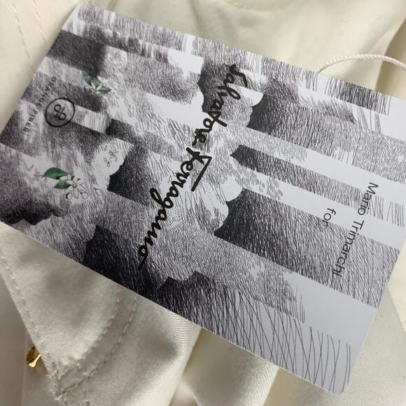 SALVATORE FERRAGAMO Size 6 White Cotton Zip Fly Jeans - Picture 6 of 6